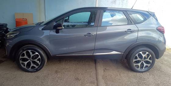 RENAULT CAPTUR 1.6 16V SCE FLEX INTENSE X-TRONIC